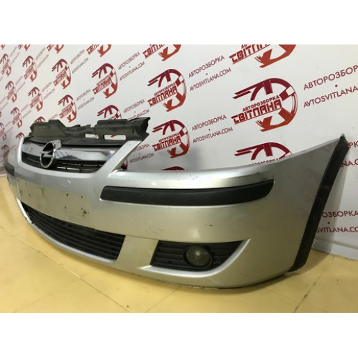 Бампер передний комплектный Opel Combo цвет z157 2003-2011 13120826
